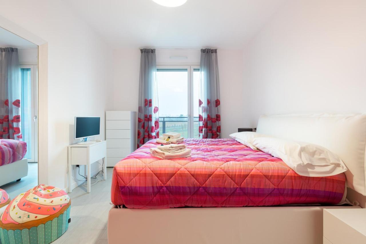 Fiera Milano Flat With Garage Apartment Ngoại thất bức ảnh